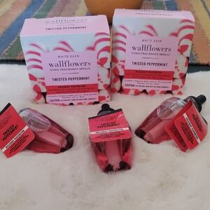 Bath & Body Works Twisted Peppermint Wallflowers Refill Set
